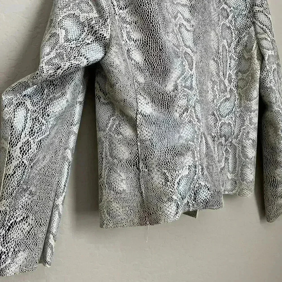 Philosophy Jacket - Picture 10 of 14